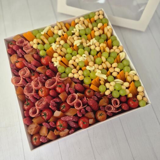 Колбасно-сырный набор "Фуршетный"