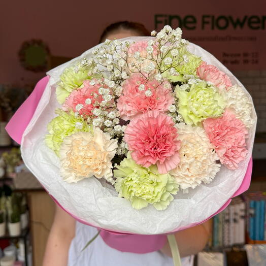 Bukiet kolorowych goździkow