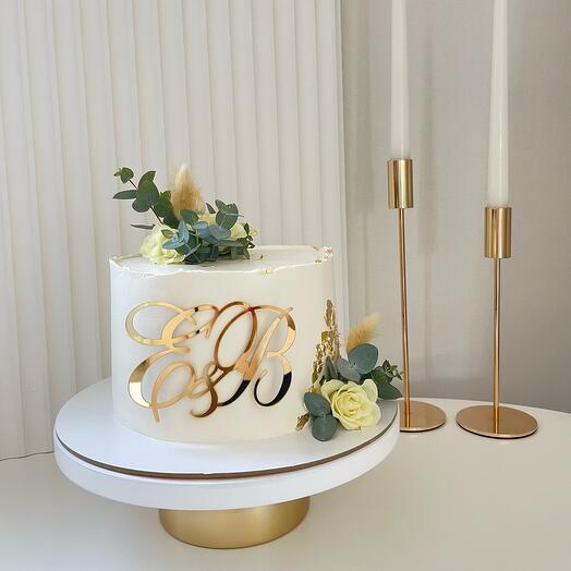 Свадебный торт с золотым топпером