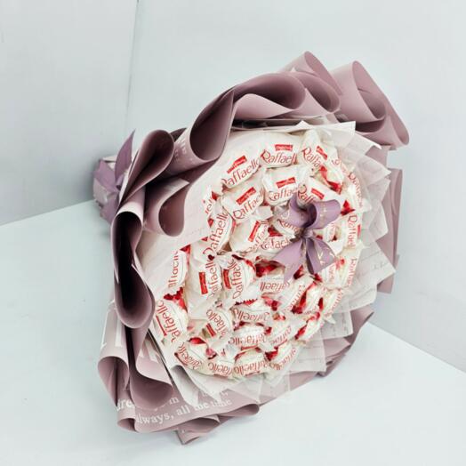 Букет из 35 конфет Рафаэлло арт. 27492