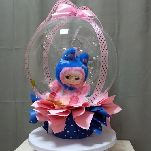 Игрушка в шаре "Монстрик"