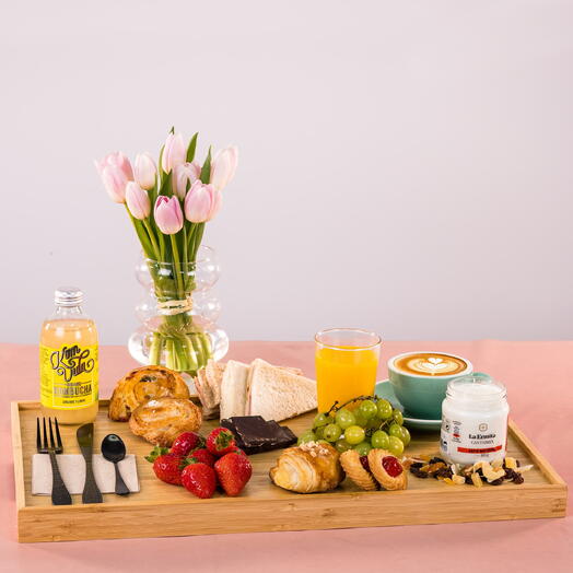 PREMIUM BREAKFAST WITH BOUQUET OF TULIPS