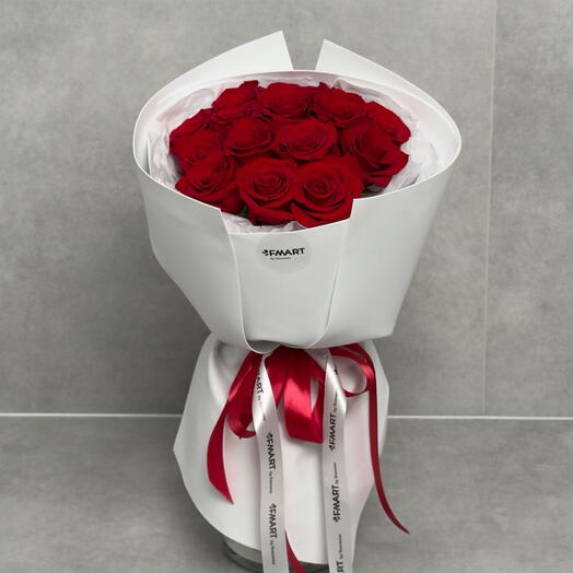 Красные розы 15 шт классический букет️