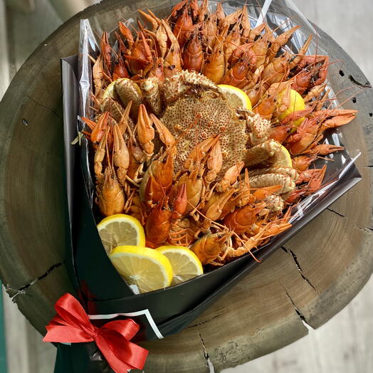 С раками и крабом