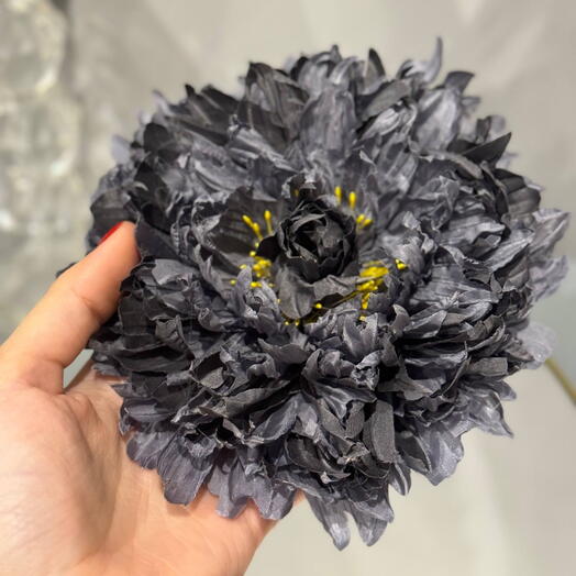 Брошь из текстиля «ASTRANTIA - GRIGIO CHIARO M»
