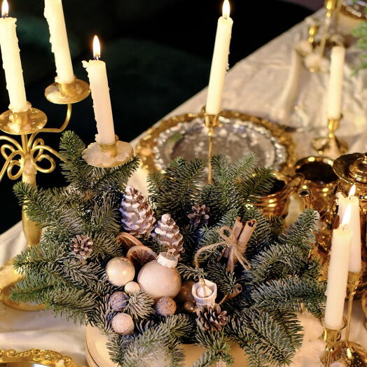 Новогодняя композиция с шишкой ☃️