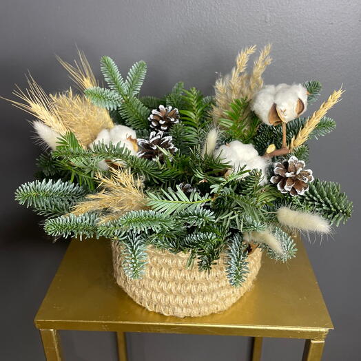 Новогодняя композиция В зимнем лесу М