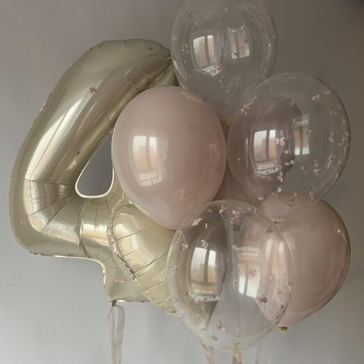 Кремовый цветок