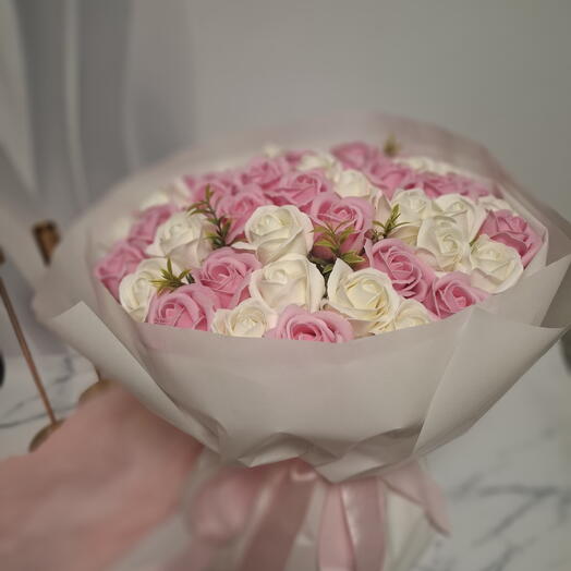 Мыльные роза, 51 роза