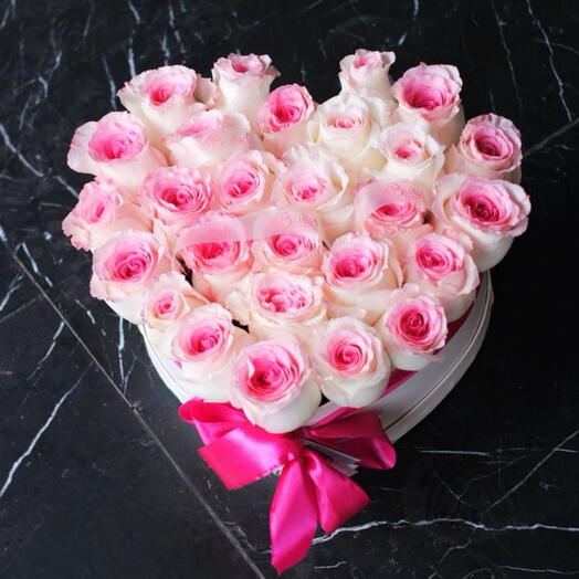 Цветы в  сердце коробке💞