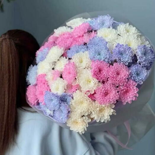 Букет из кустовых хризантем разноцветных
