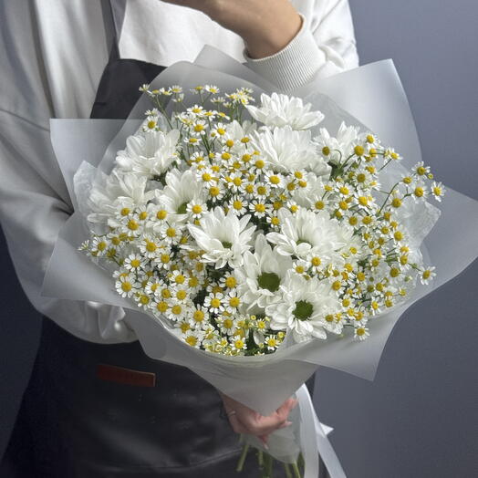 Букет из ромашек ( танацетума и хризантемы ромашковой)
