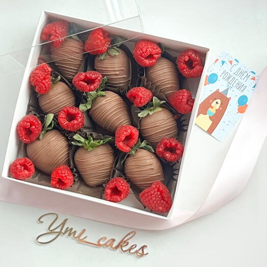 Клубника в шоколаде Raspberry, 9-12 ягод