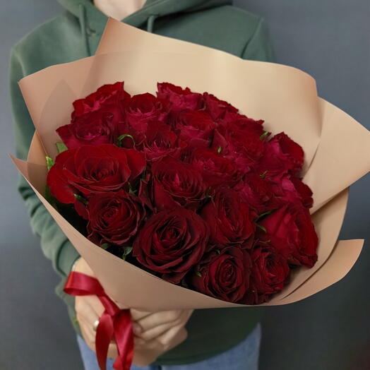 21 красная роза Кенийская