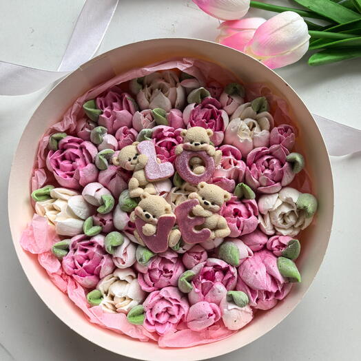 Love шоколадные мишки и тюльпаны из зефира Любовь