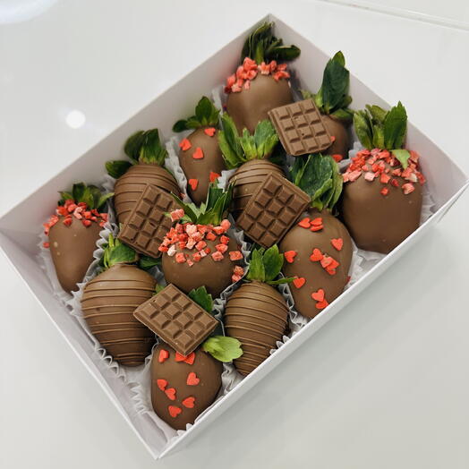 Клубника в шоколаде Любовь)