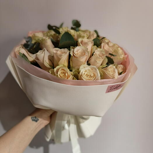 Букет из 25 роз шармант🌸