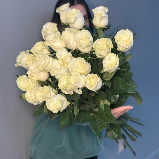 Букет белых роз (25 шт)