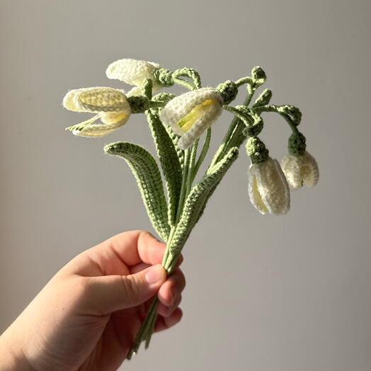 Букет подснежников🤍💚💛