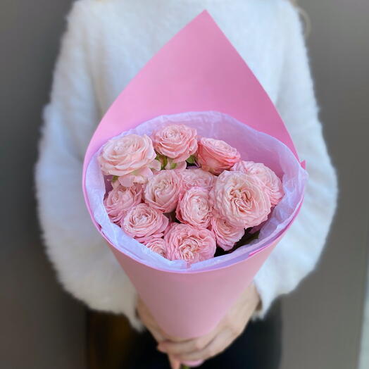 Мини букет из 3 кустовых роз «Мадам бомбастик»