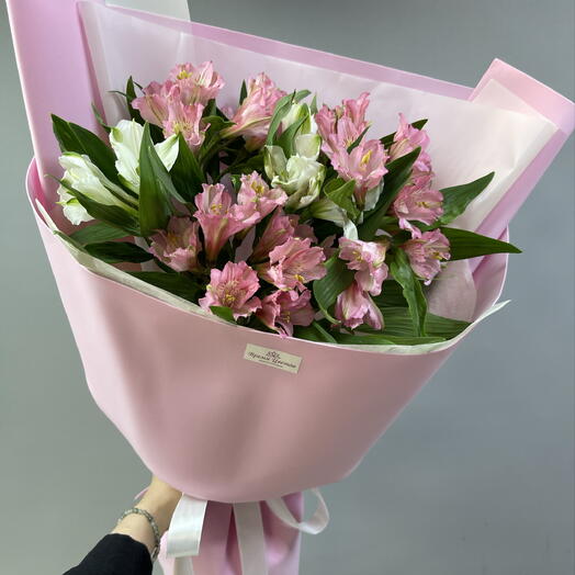 Моно букет из Альстромерии💐