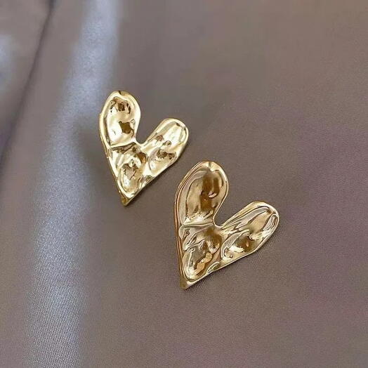 Серьги «Heart Texture» любимой девушке / жене / маме / девушке