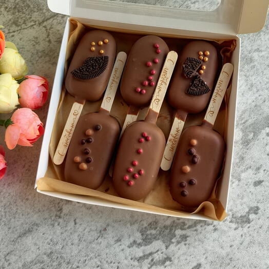 Mousse cheesecakes surtido en chocolate con leche dulce regalo