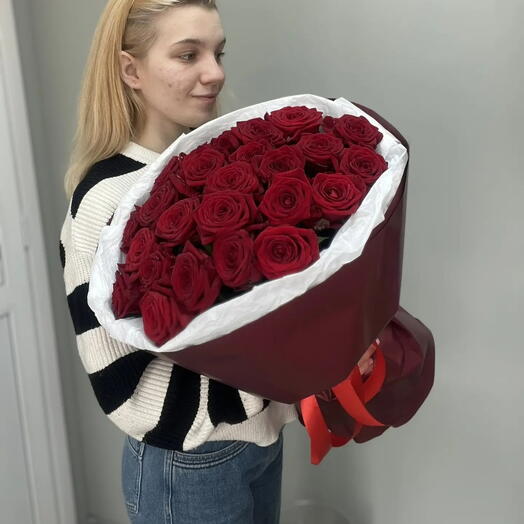 Букет из красных ароматных роз для любимого человека 🌹