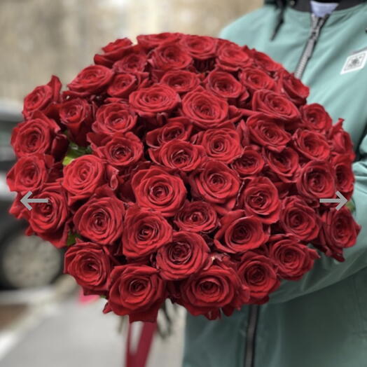 Букет из 51 красной розы