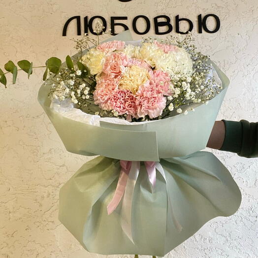 Диантусы с гипсофилой