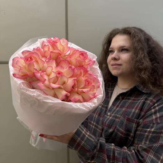 Букет с Французской розой 5шт+ сладкий подарок 🎁
