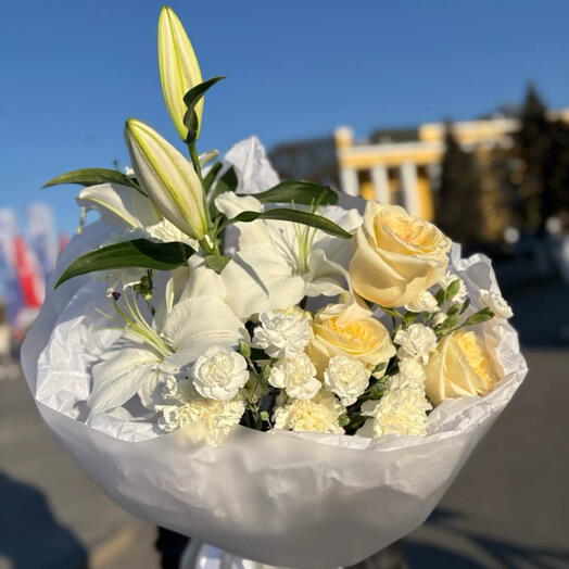 Букет с Лилей