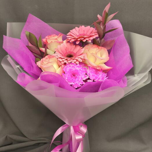 🌸Яркий букет с Герберами ,розой и хризантем спрей