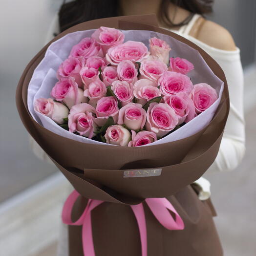 Розовые розы 25шт