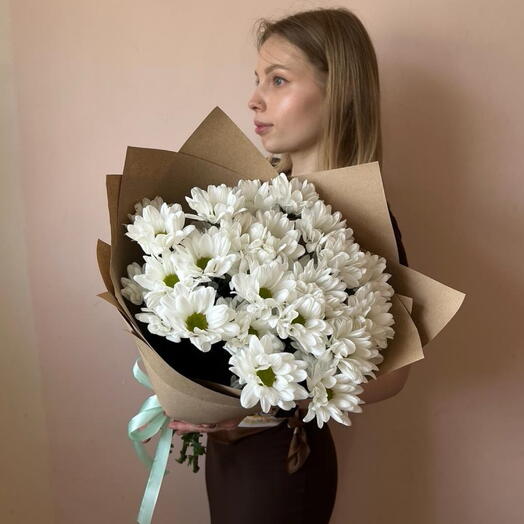 Милые ромашки, букет белых хризантем