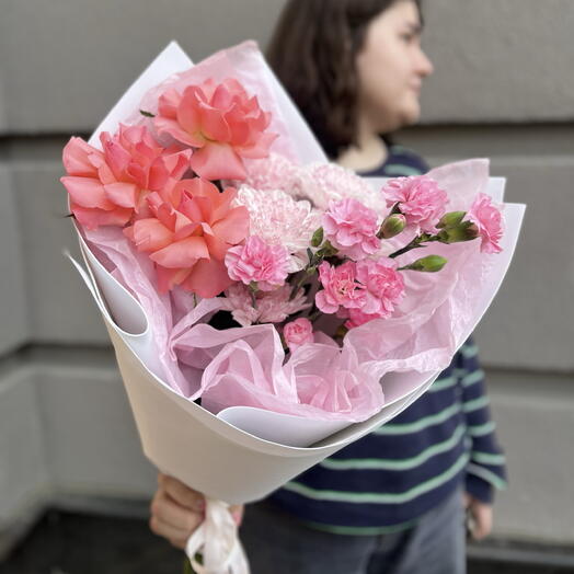 Букет «Нежный рассвет» 🌸💫 из французской розы кустовой гвоздики хризантемы
