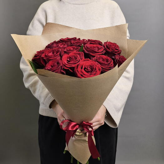 Красные розы ConAmore букет les fleur (В0086)