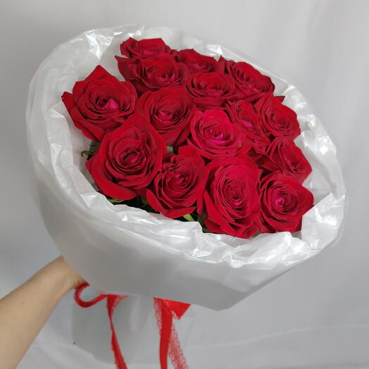 🥰 Красивый букет "PERVOЦВЕТ" из 15 красных роз