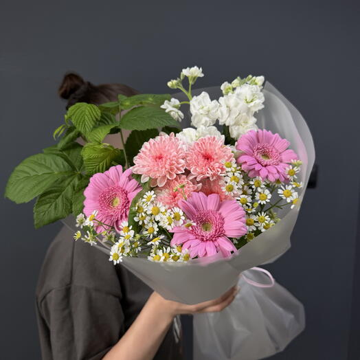 Летний букет( маттиола, танацетум, гермини, хризантемы)