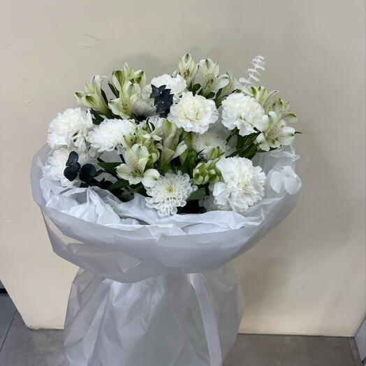 Букет в белых тонах