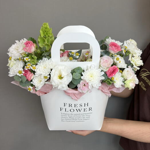 Цветы в сумочке Fresh Flower