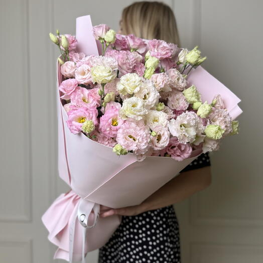 Розовое кружево: букет ажурной розовой эустомы 🌸