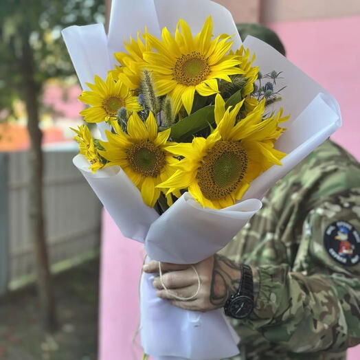 Букет подсолнухов