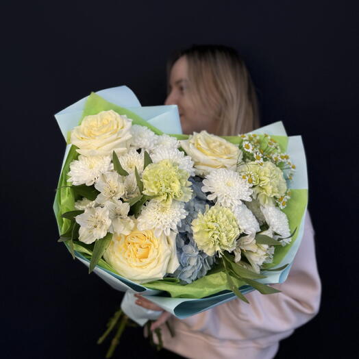 «Нежность в каждом лепестке💗» Пышный букет с гортензией и альстромерией