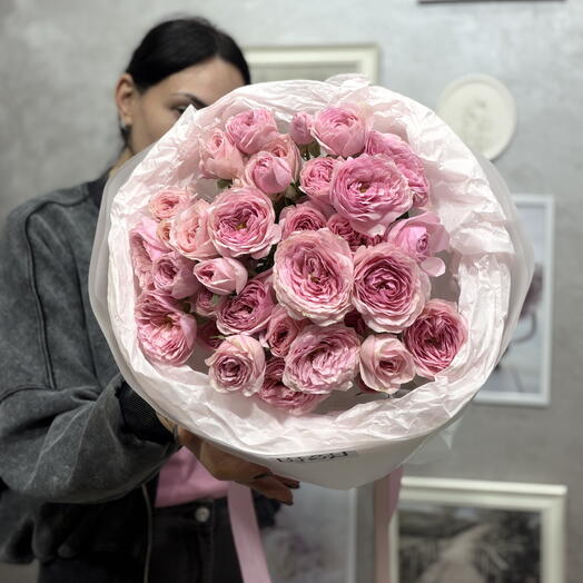 Букет из кустовых роз💕