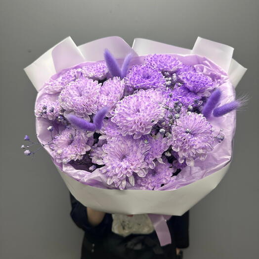 Невероятной красоты хризантема сиреневая 💜 с гипсофилой и лагурусом 💜