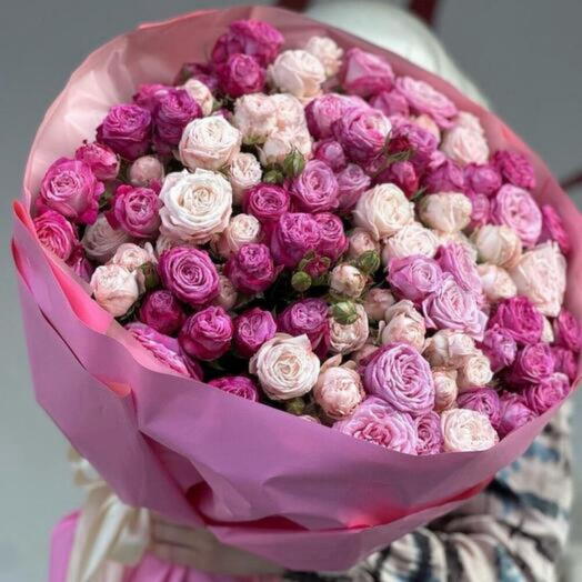 bouquet of 35 spray roses
