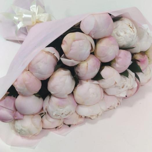 Bouquet of 25 pink peonies