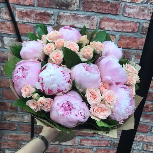 Bouquet with peonies and bush Rose "Liatris"