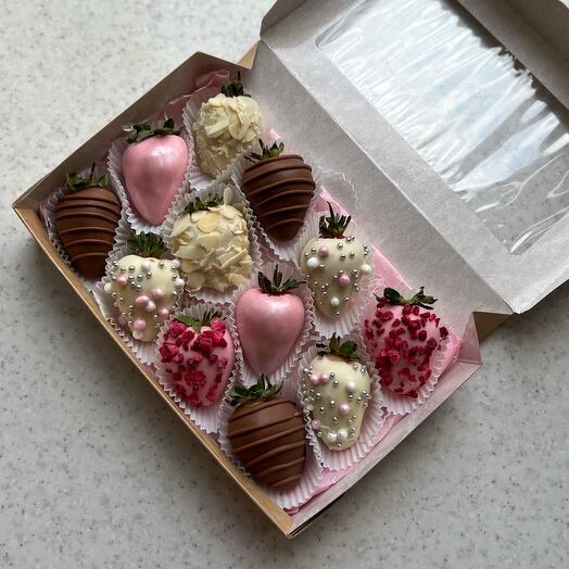 Fresas en chocolate belga Premium 12 piezas
